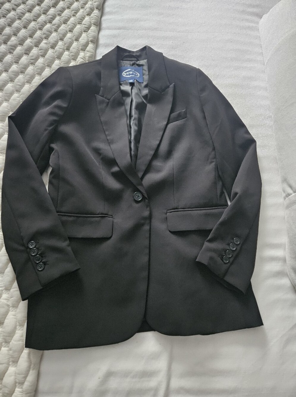 Eco Black Tailored Single-Button Blazer